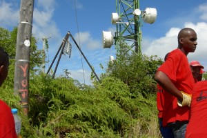 A. TESSIOT Mayotte : Transporter des éléments d'une installation GSM - Photo 6